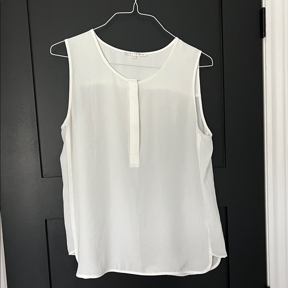Sleeveless Ivory Top - Classic Lightweight | Women’s L